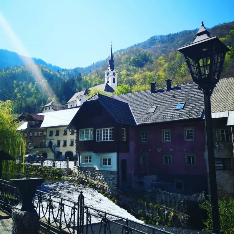 Jamnik, Slovenia's most photogenic little church - SECRET SLOVENIA